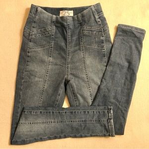 Free People Pull-On Jeggings Skinny Jeans Size 25 High-Rise *Like New*